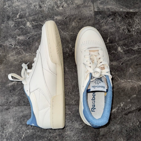 Reebok Blue Club C 85 Vintage Tennis Shows Size 8.5 - Picture 1 of 8